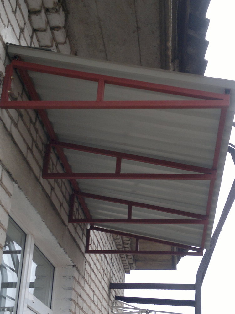 Установка «независимой» крыши на балкон - фото 1